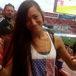 Meet your Posher, Andrea